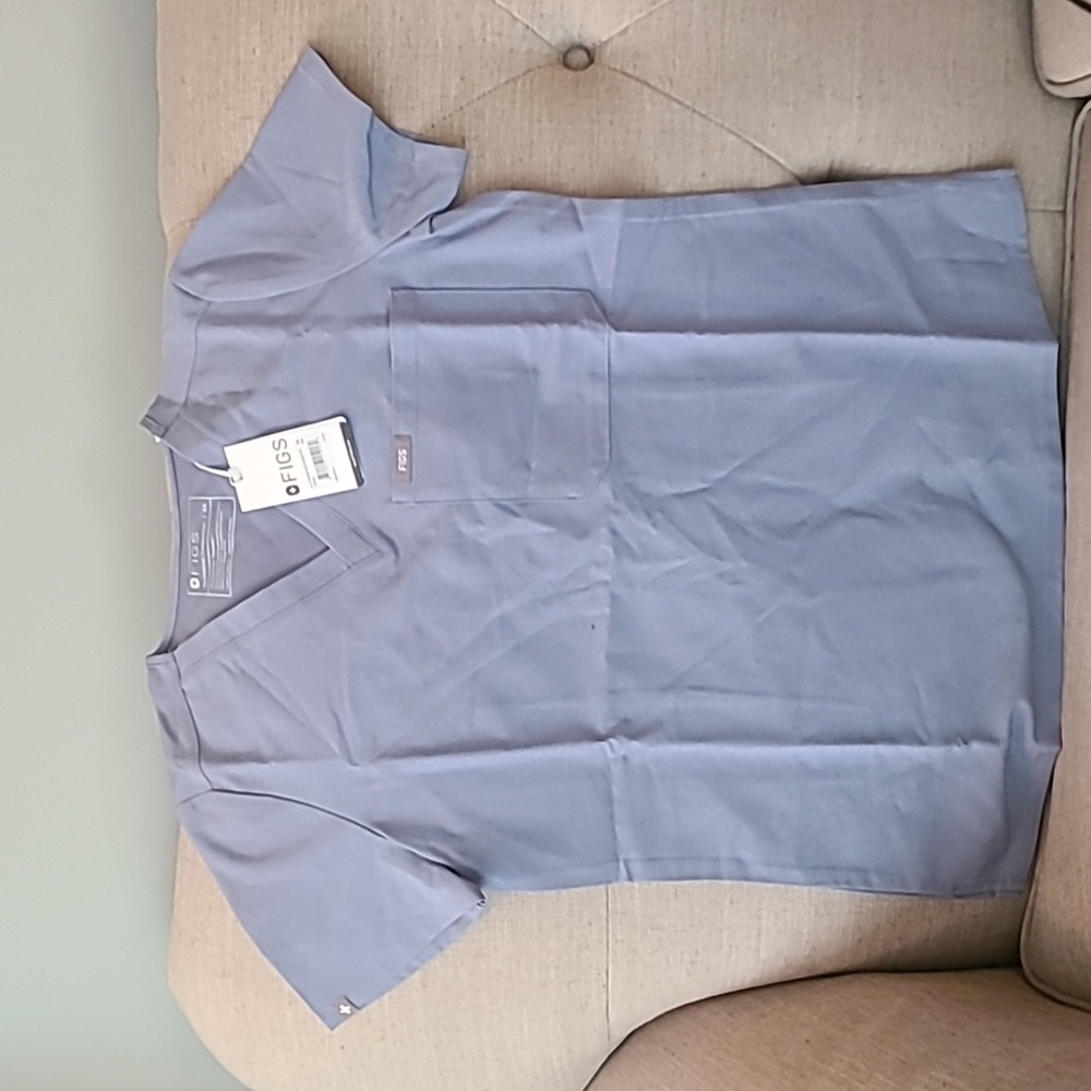 NWT FIGS Catarina One Pocket Top Vapor Blue XS